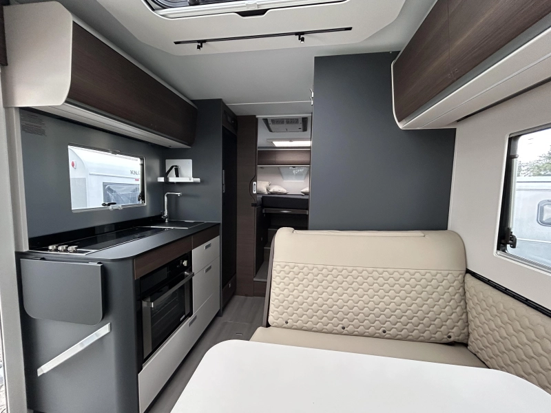 Adria Coral MB Supreme 670 SL 650 SL photo: 11
