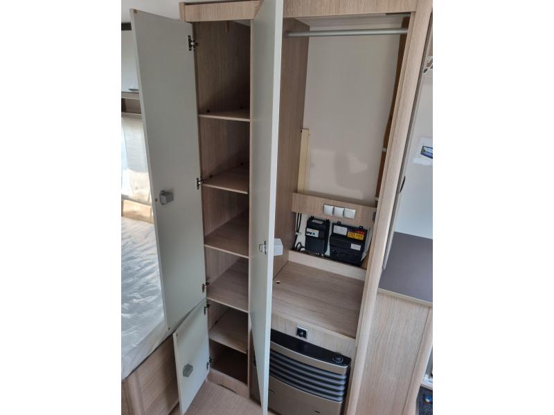 Bürstner Premio 460 TS  foto: 7