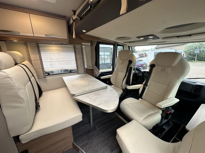 Knaus L!ve I 650 MEG Truma E met leer IH73  foto: 4