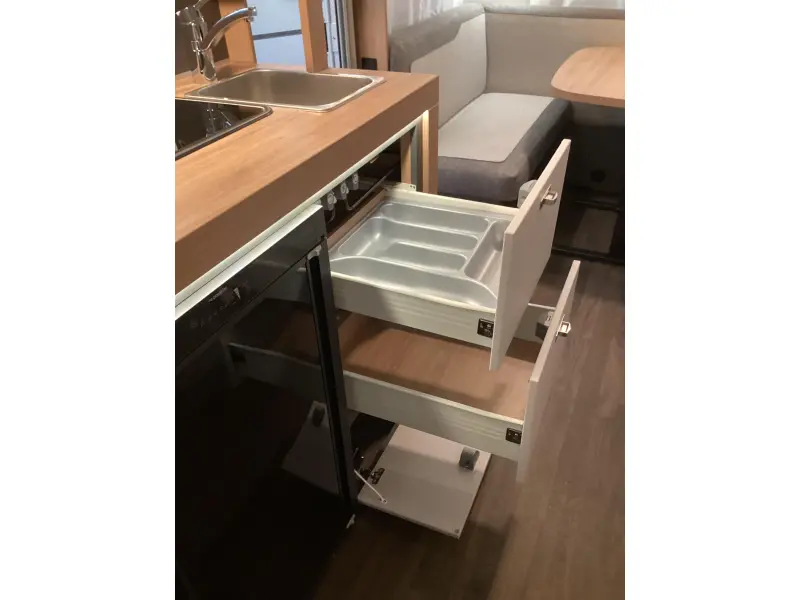 Knaus Sport 460 EU Voordeel-pakket € 2.250,-  foto: 12