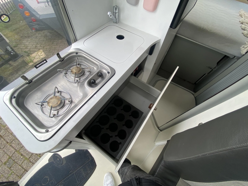 Adria Twin 600 SPB Airco Cruise cntr busbike  foto: 6