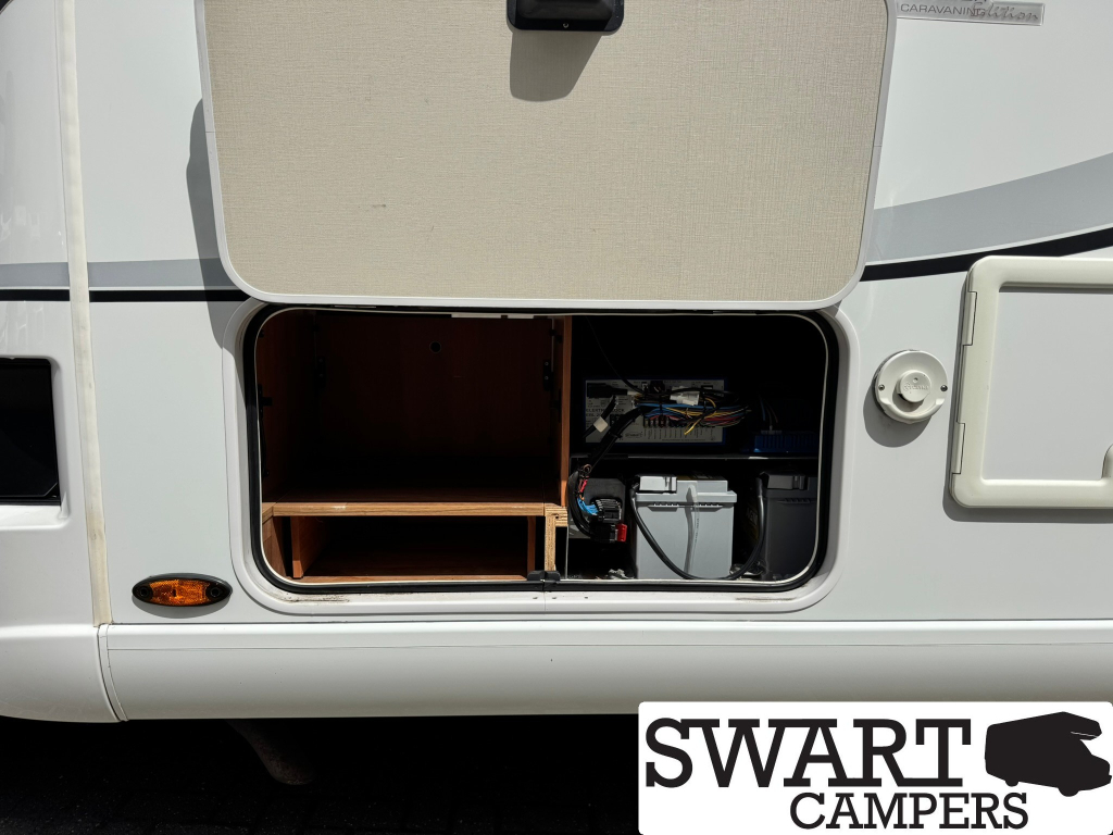 Hymer Tramp T 578 CL, single beds photo: 22