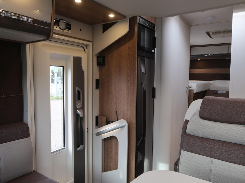 Dethleffs Trend 7057 T EB AUTOMAAT HEFBED AIRCO  foto: 4