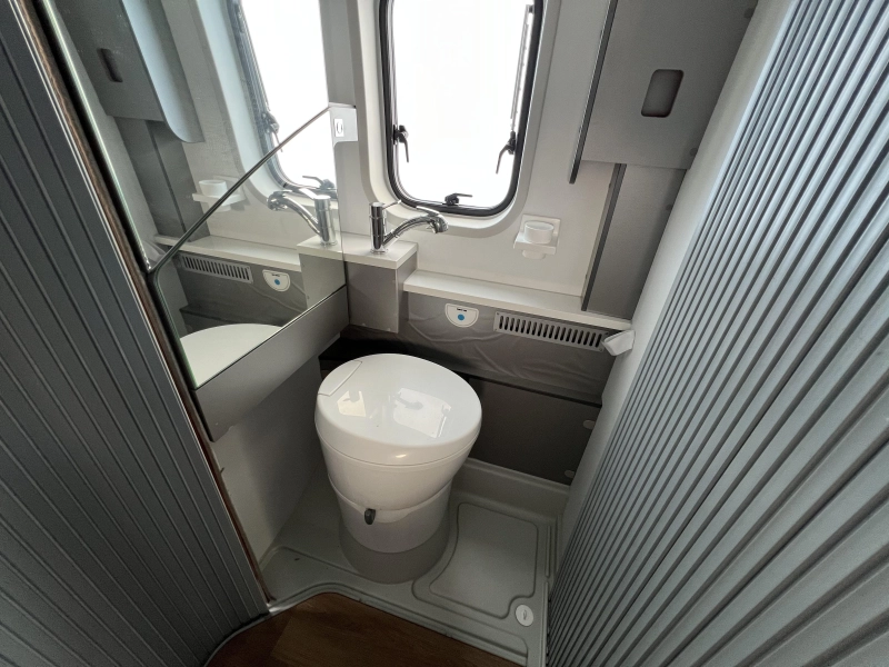 Adria Twin 640 SLX &iexcl;Con todas las opciones! foto: 15