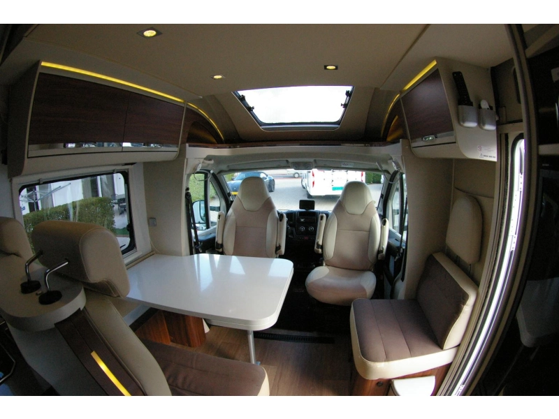 Adria Matrix M 670 SL Enkele bedden, Hefbed.  foto: 5