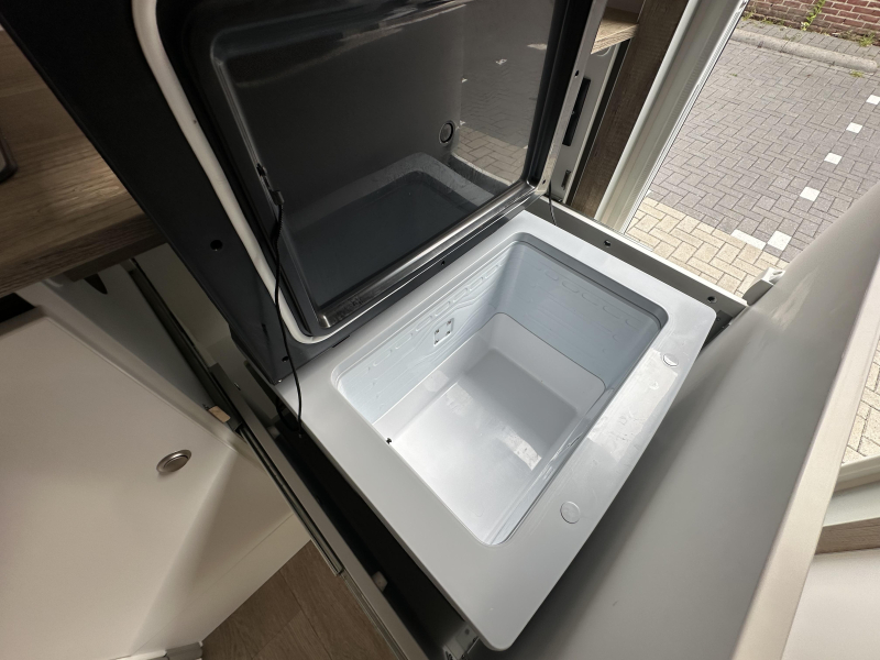 Hobby Beachy 420 Incl. thule fietsendrager  foto: 10