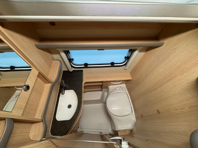 Eriba Touring Triton 430 GT 60 Edition foto: 9