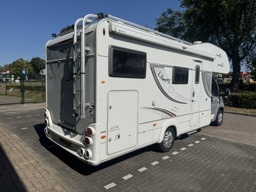 LMC  Liberty A 671 G foto: 3