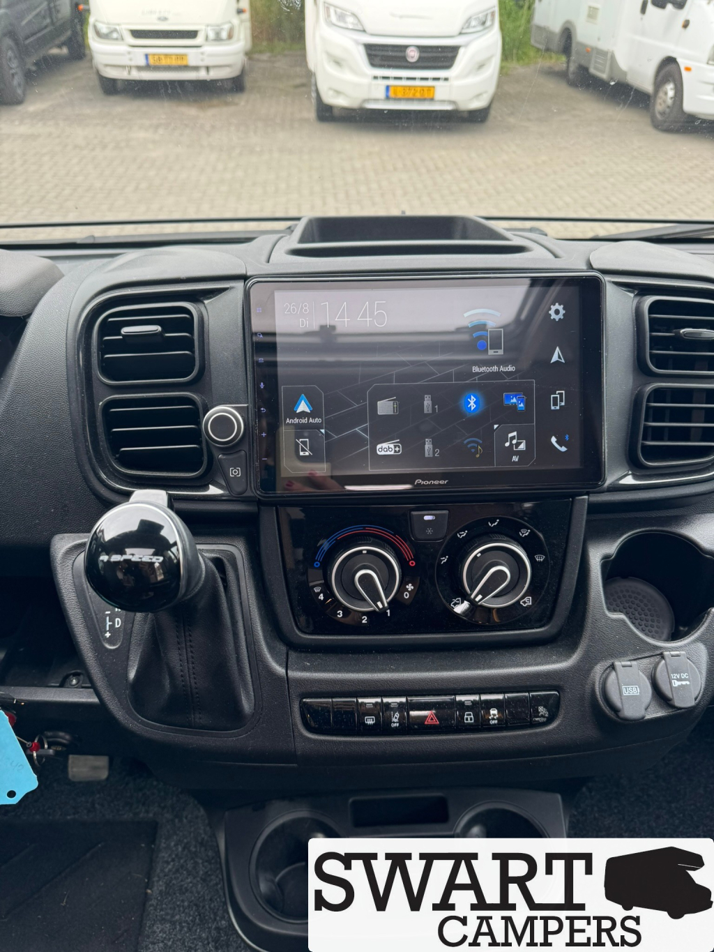 Weinsberg CaraCompact 600 MEG Edition [pepper] Automatik 180 PS L&auml;ngsbetten Foto: 9