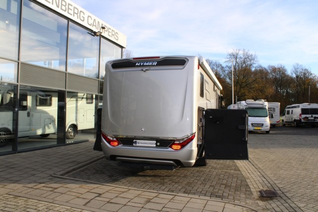 Volledig luchtgeveerde Hymer B ML I 780 9 G Tronic Automaat 170 pk Mercedes 417 CDI (53  foto: 12