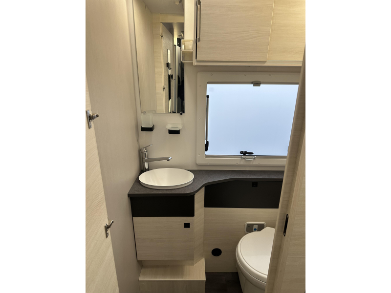 Challenger Graphite Ultimate 380 ( Chausson 720 ), 5 pers.  foto: 16