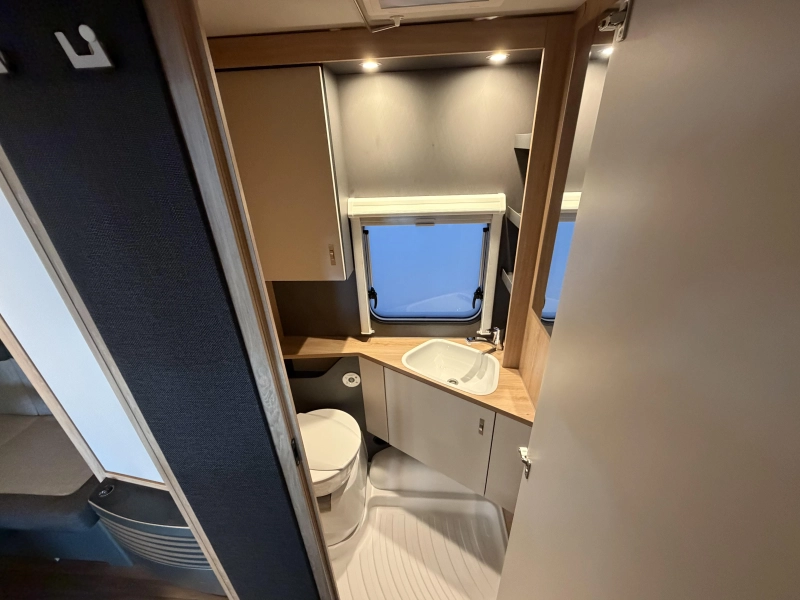 Knaus Sport 500 EU lits jumeaux photo : 10