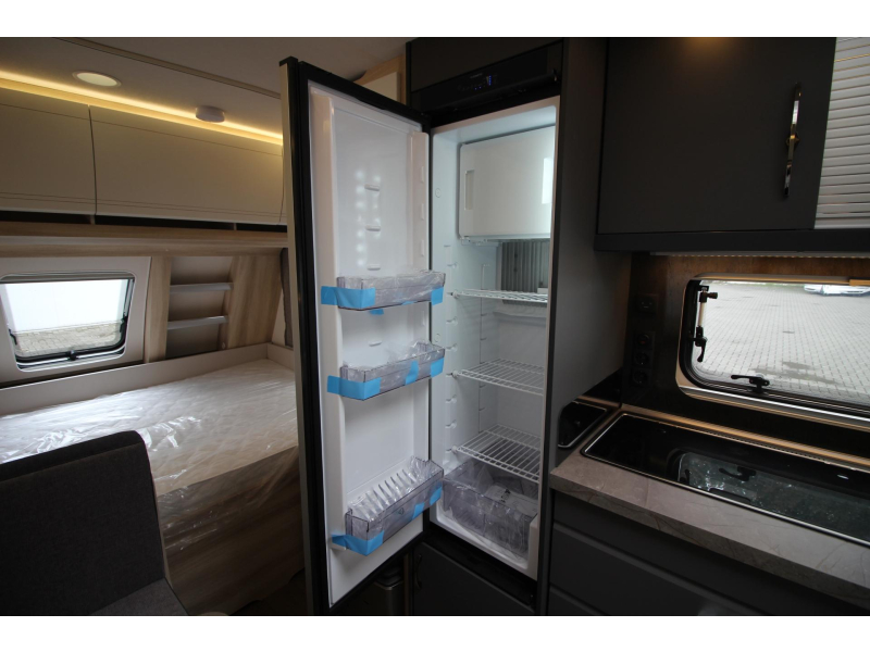 Hobby De Luxe 490 KMF Stapelbedden!  foto: 13