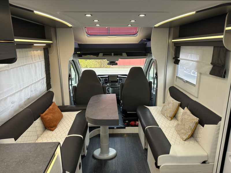 Chausson 640 Titanium Premium 1e eigenaar, nieuwstaat  foto: 7