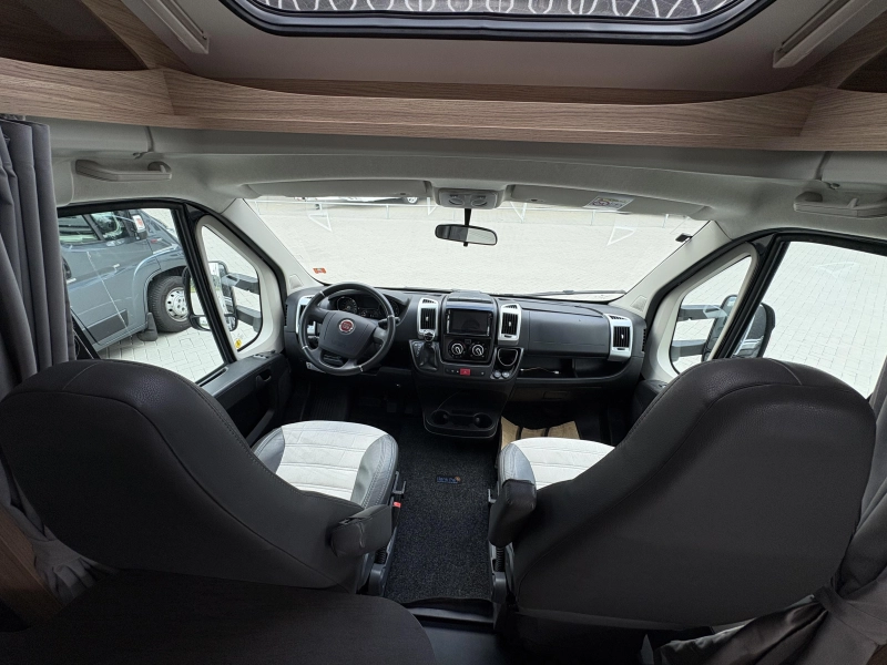 Sunlight T 68 Automatik / Navigation Foto: 6
