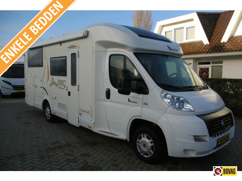Benimar Perseo 560 Einzelbetten, XXL Garage