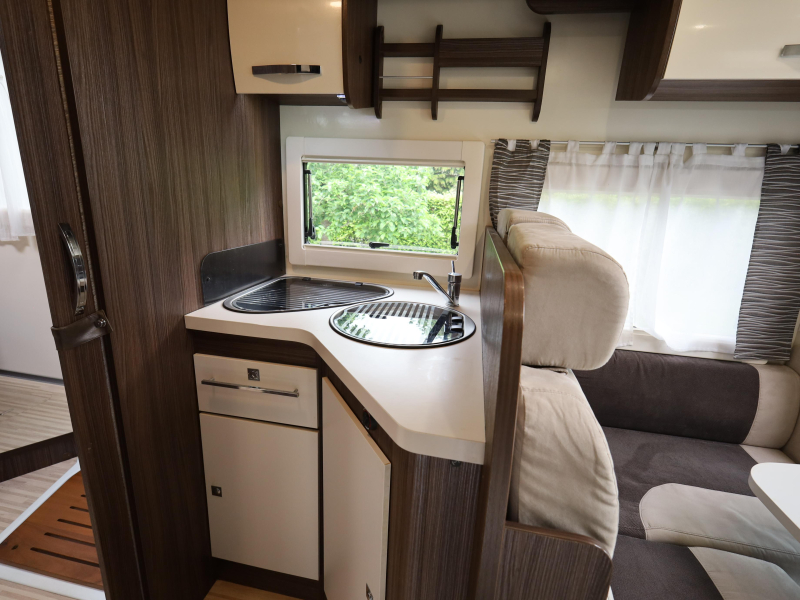 Benimar Tessoro 495 QUEENSBED + LIFT BED photo: 5