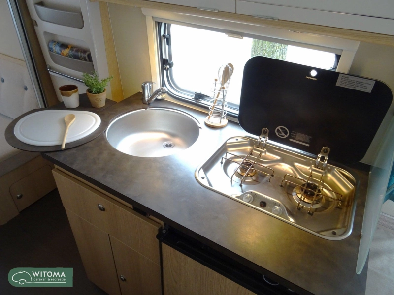 Eriba Touring - 60 Edition 530 OFERTA Mover+ Toldo Verona foto: 12