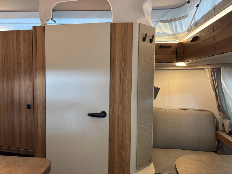 Eriba Touring 540 Legend Hampton Argent photo : 4