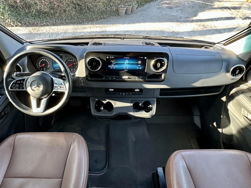 Bürstner Lyseo M Harmony Line 690 G | Mercedes | automaat  foto: 4