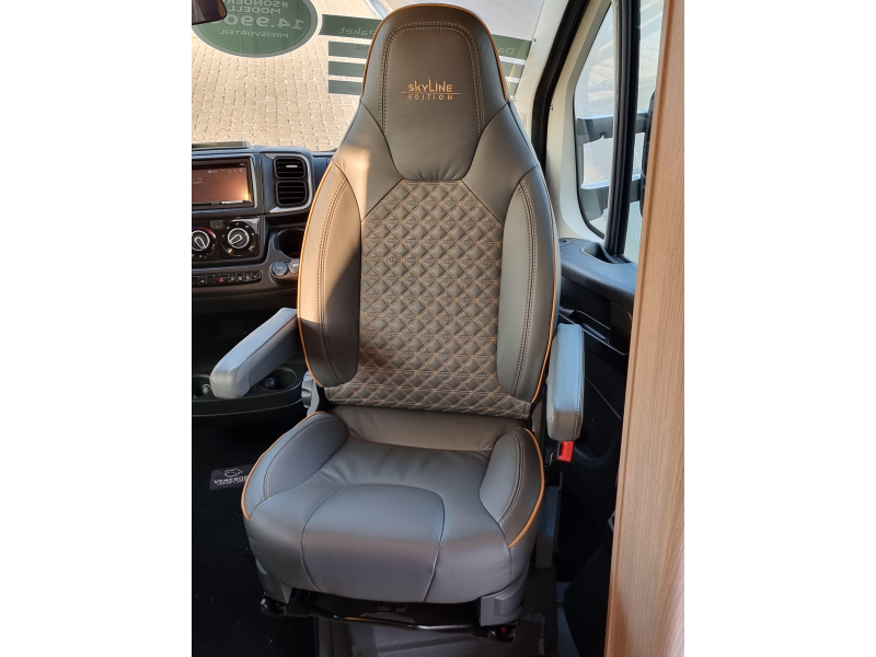 B&uuml;rstner Lyseo Time T Skyline 690 G Edition photo: 9