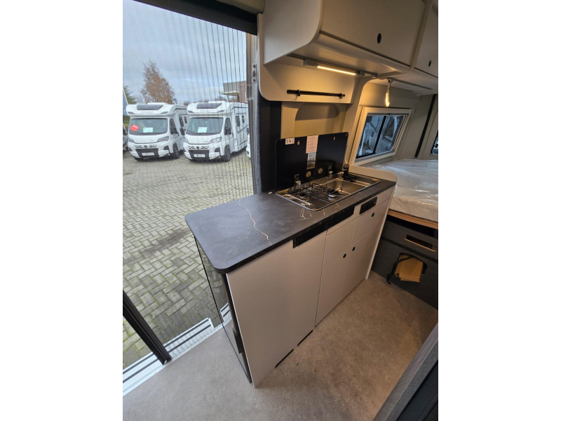 Etrusco CV 600 DB Plus Buscamper 6mtr  foto: 6