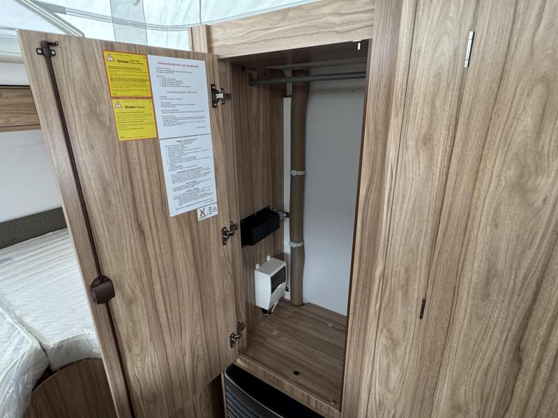 Eriba Feeling 442  foto: 13