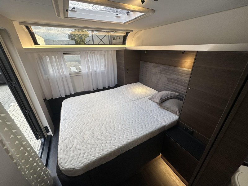 Adria Astella 754 DP Exklusiv in den Niederlanden Foto: 17