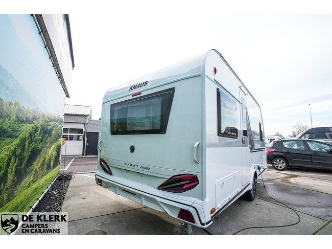 Knaus SPORT 450 FU E- POWER Christmas Special