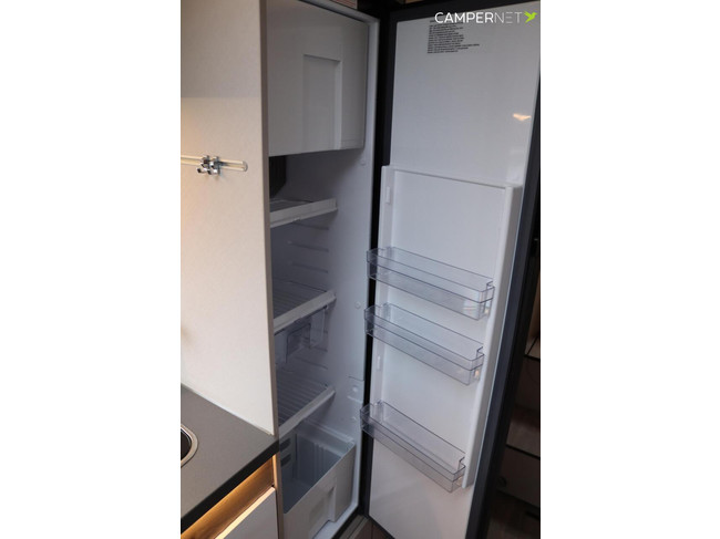 Hymer Exsis-I 580 Pure | 165cv | Camas longitudinales | Panel solar | Portabicicletas Thule | Cama abatible | Toldo Thule | 6.99M | foto: 13