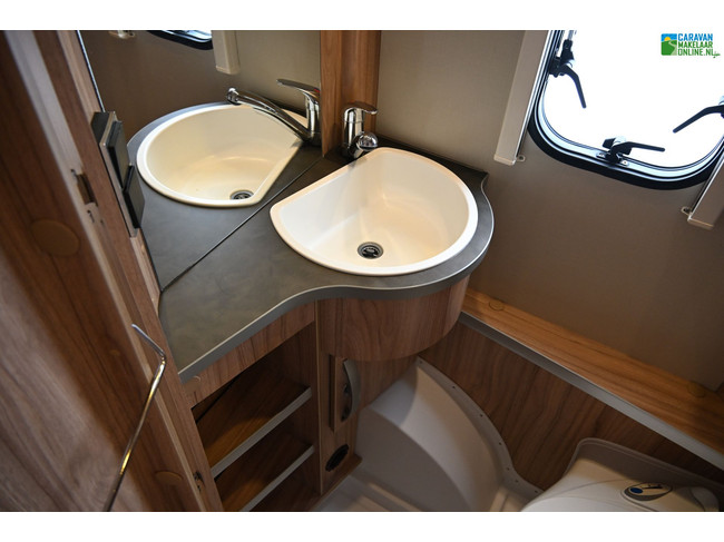 Eriba Nova 442 photo: 20