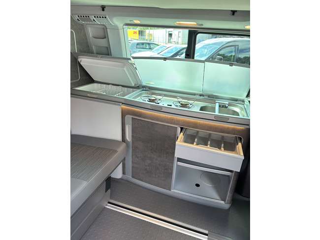 Volkswagen California 6.1 Ocean 2.0 TDI 110 kW / 150 PK DSG Edition photo: 6