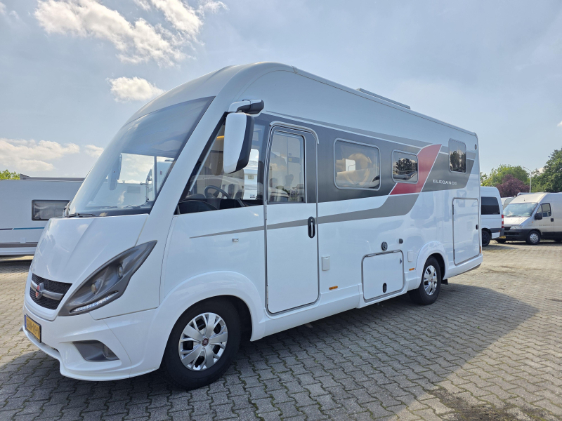 B&uuml;rstner Elegance 695 G Queensbed VOLLST&Auml;NDIG 2017 Foto: 2