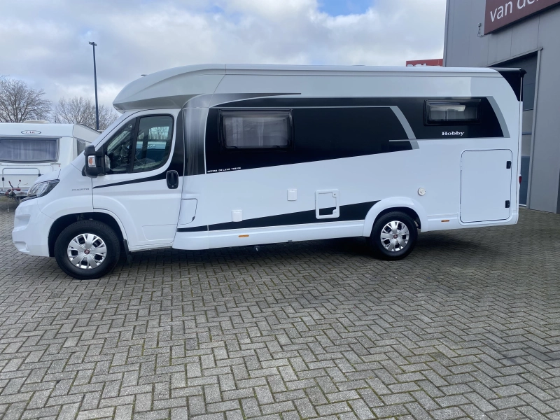 Hobby De Luxe T 65 GE Premium Fiatbasis photo: 1