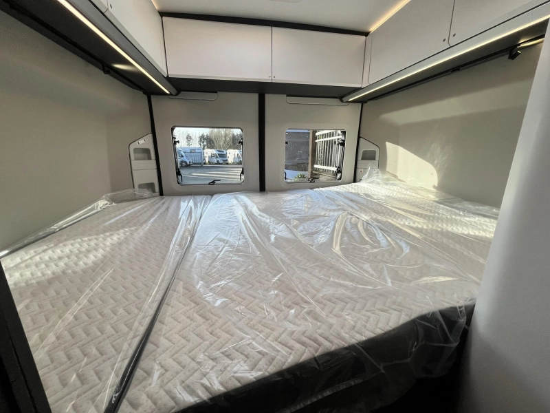 Adria Twin Supreme 600 SPB Automaat - Panoramaraam  foto: 16