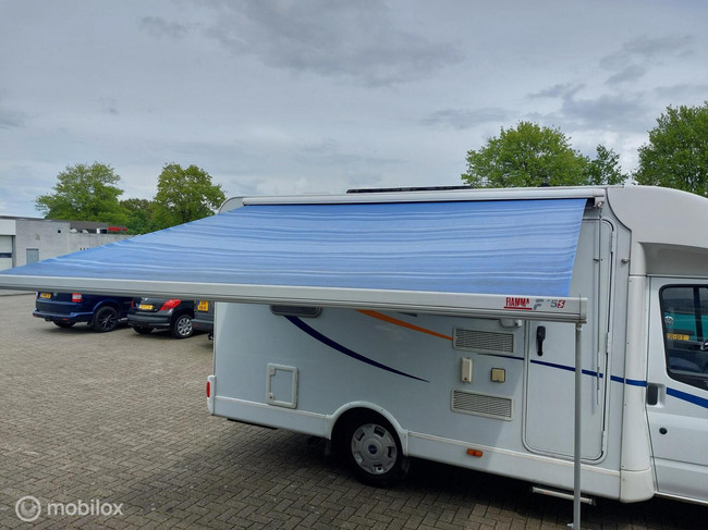 CAPRON T58 2008 140cv Euro4 Orig.NL &iexcl;Compacto! 2xpanel solar foto: 3