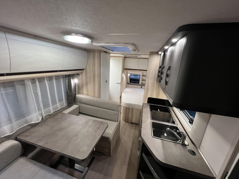 Hobby De Luxe 540 KMFE 