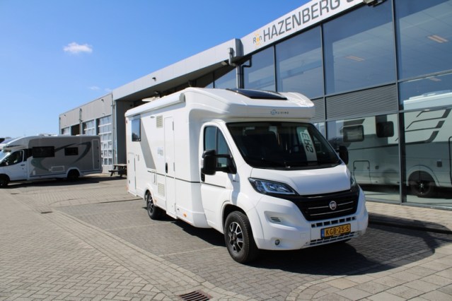 Sun Living S 75 SL by Adria 5 gordel plaatsen enkele bedden 67  foto: 1