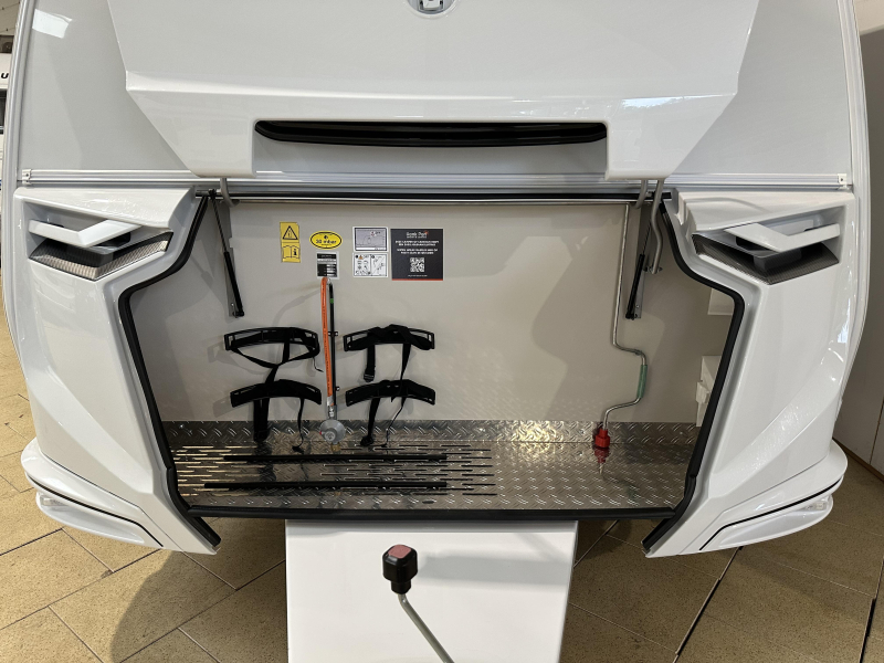 Knaus Sudwind 420 QD grote koelkast | A69  foto: 5