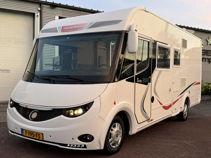 Challenger Sirius 2098 Queensbed-Hefbed-2x Airco  foto: 0