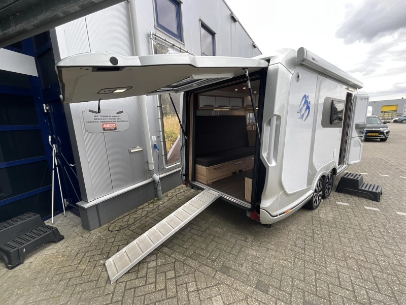 Knaus Deseo 400 TR UNIQUE-BOMBE D'OPTIONS photo : 13