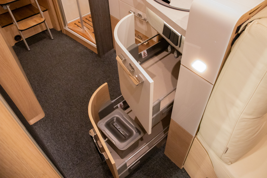 Hymer B780 foto: 18