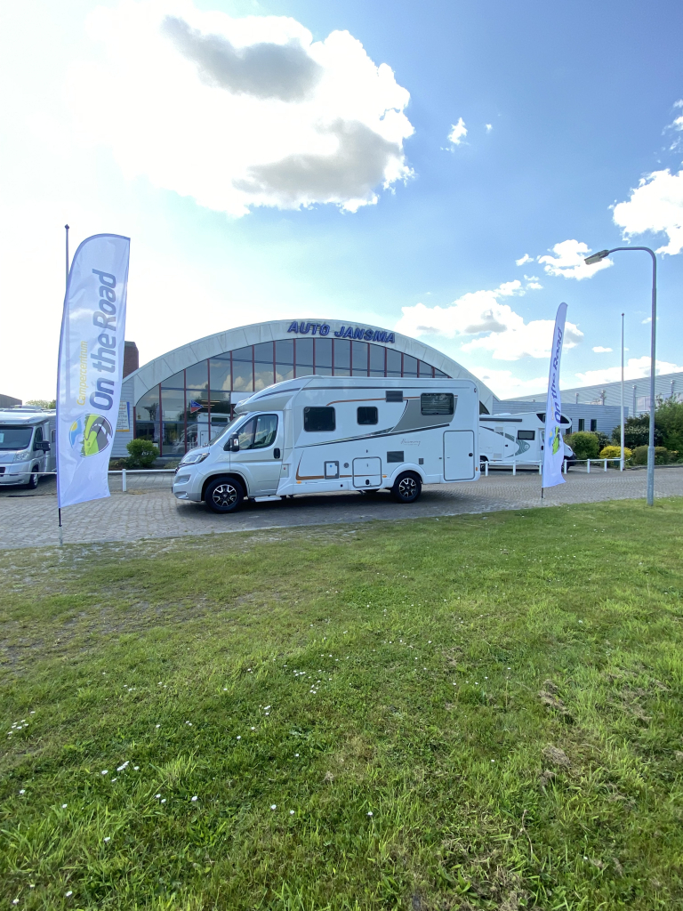 Bürstner AUTOMAAT Lyseo Harmony Line 690 G Half-integraal, Motor-airco, Enkele-bedden, Hefbed, Garage, Halve-treinzit, Draaistoelen, Bj. 2021 Marum  foto: 34