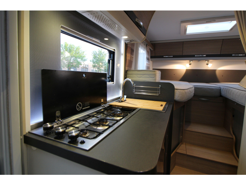 Adria Compact SL Camas individuales - Autom&aacute;tico foto: 23