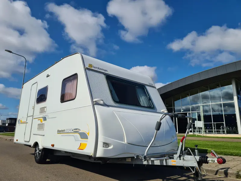 Sterckeman Starlett Executive 470 PE Stapelbed/vast bed/890 kg 