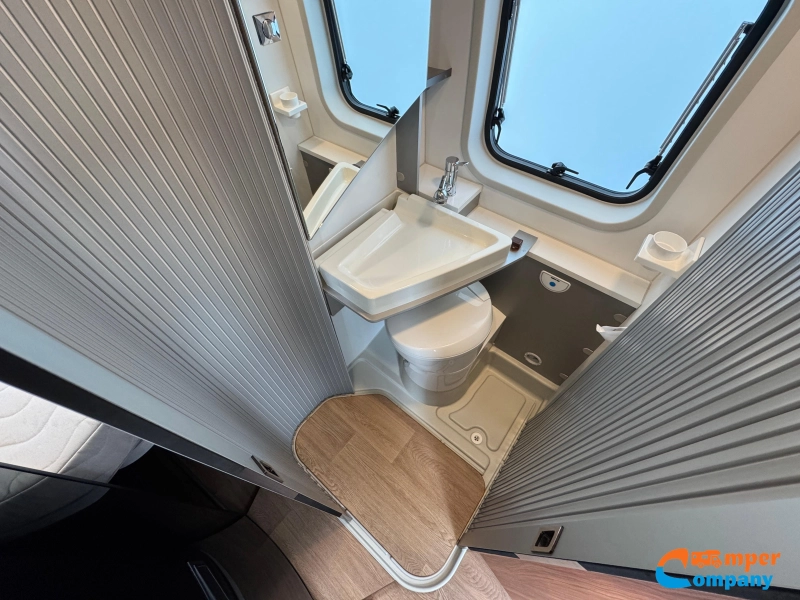 Adria Twin 600 SPT Dwarsbed / Euro 6  foto: 18