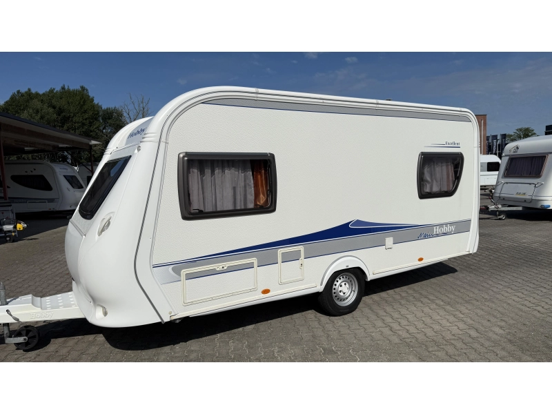 Hobby Excellent 455 UF Querbett Rundsitzgruppe Toilette Foto: 13