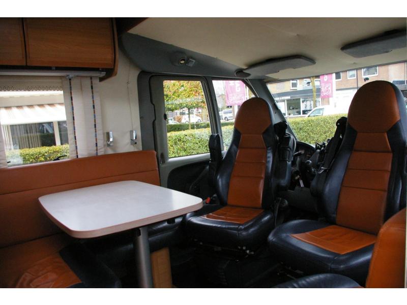 Bürstner Aviano I 728 Enkele bedden, Hefbed, EP  foto: 6