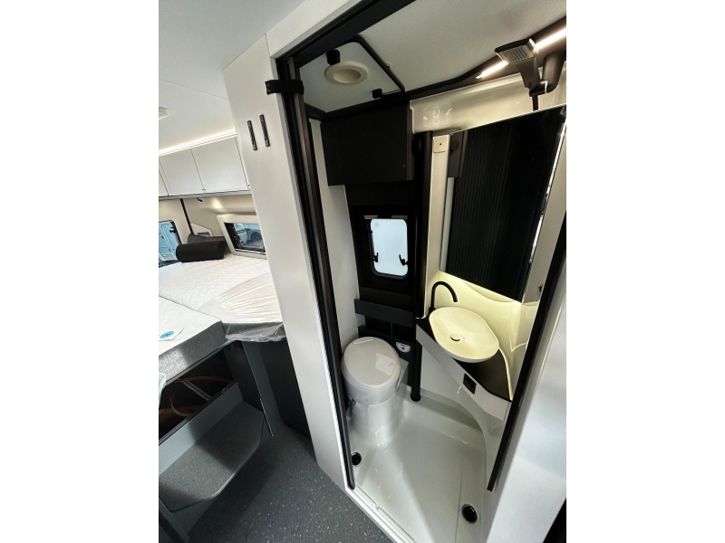 Adria Twin Supreme 640 SLB Bekleding Leer  foto: 12