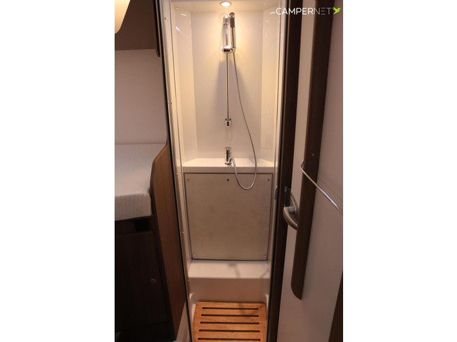Carado I447 140hp Automatic | Pro+ Package | Drop-down bed | 2.15m Long bed! | 5 Seats | Separate shower | New available from stock photo: 19